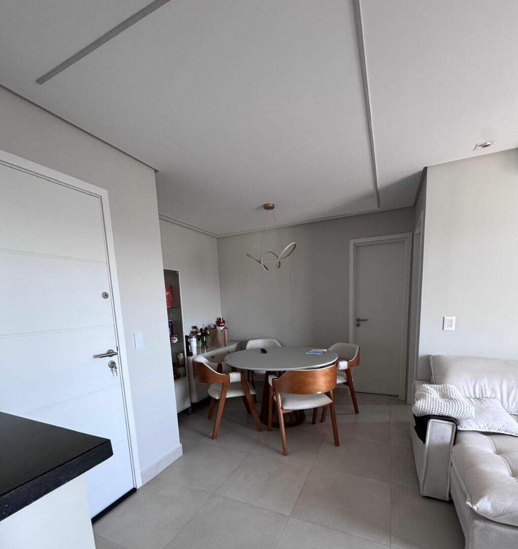 Apartamento à venda no Tupi: 