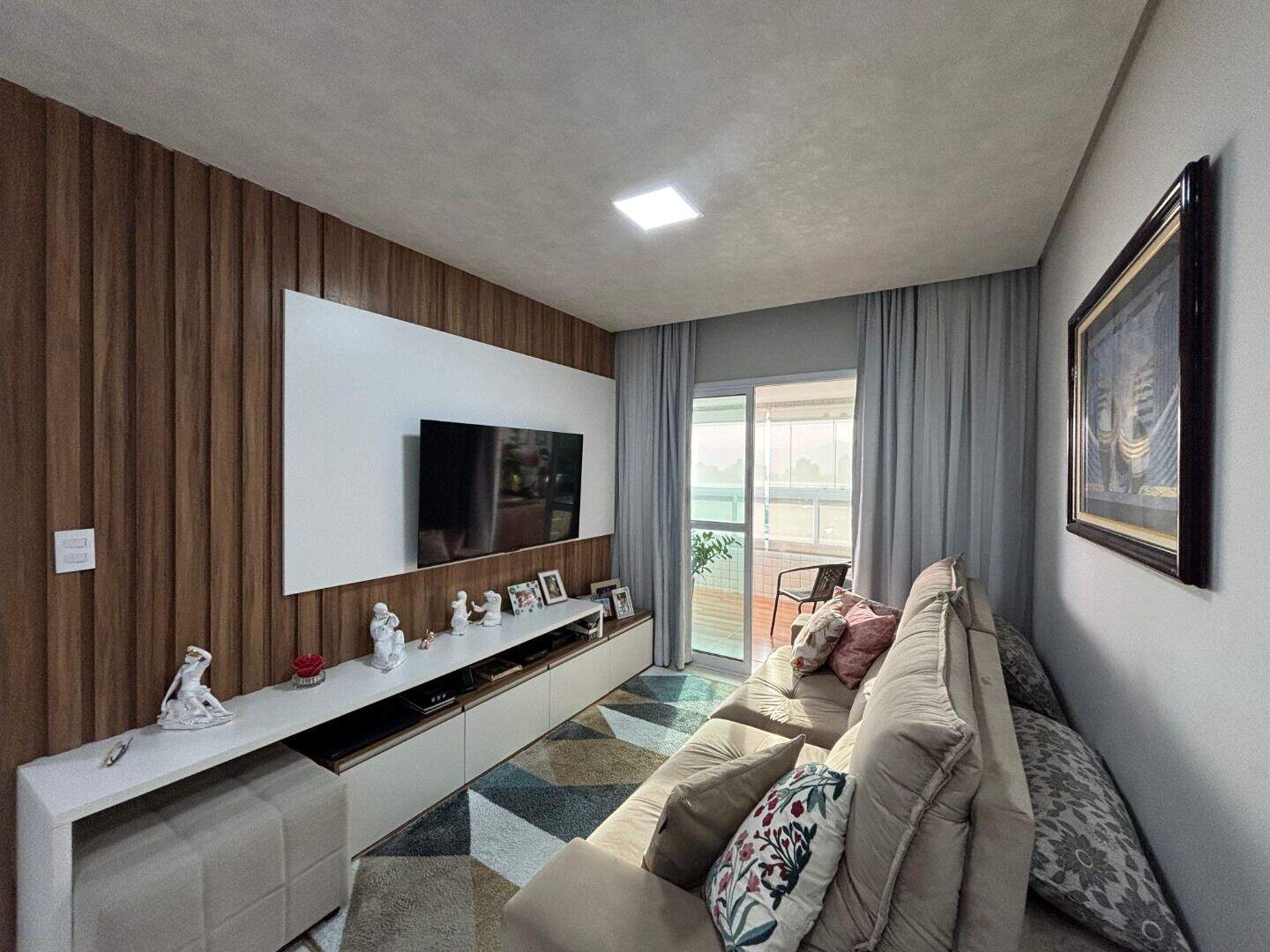 Apartamento à venda no Canto do Forte: 