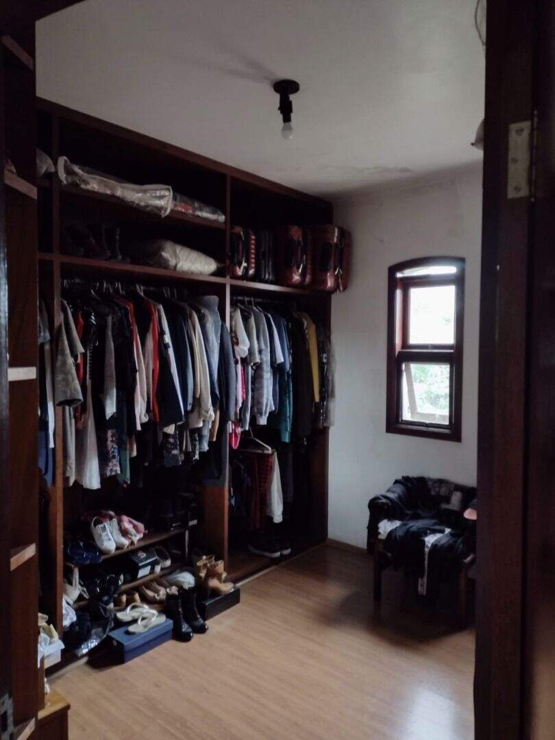 Sobrado à venda no Canto do Forte: 