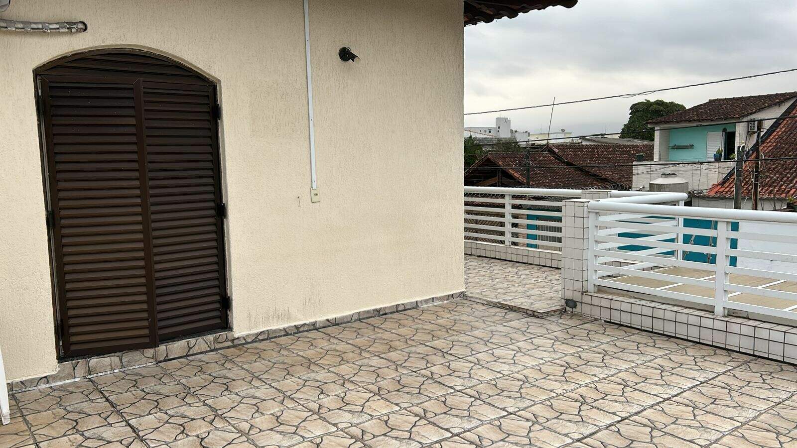Sobrado à venda no Guilhermina: 