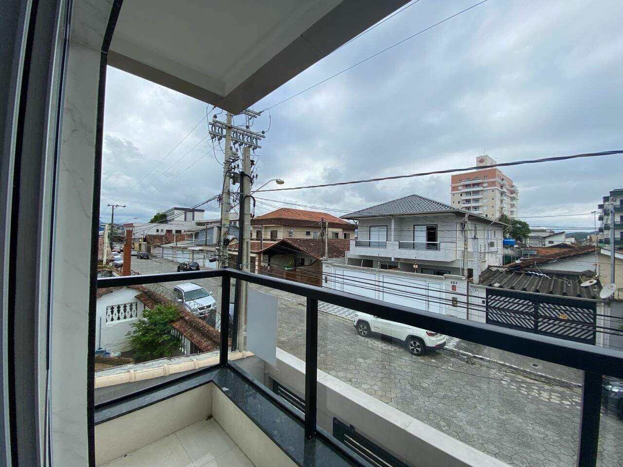 Sobrado à venda no Guilhermina: 
