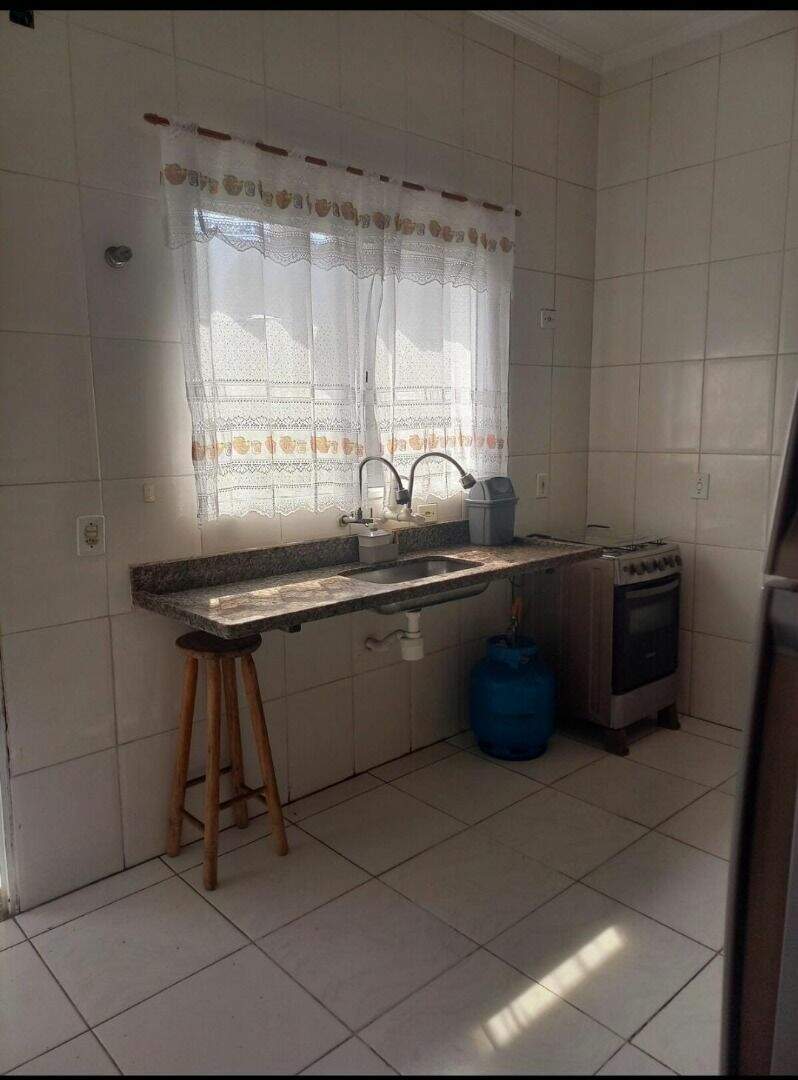 Sobrado à venda no Aviação: 