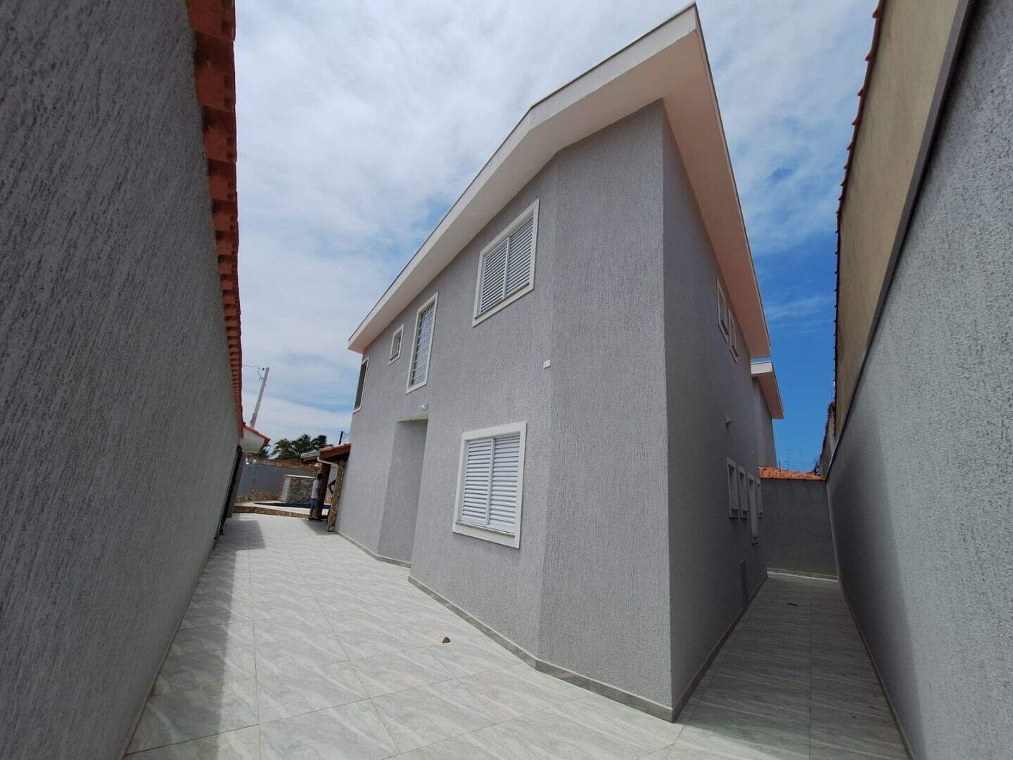 Sobrado à venda no Balneário Flórida: 