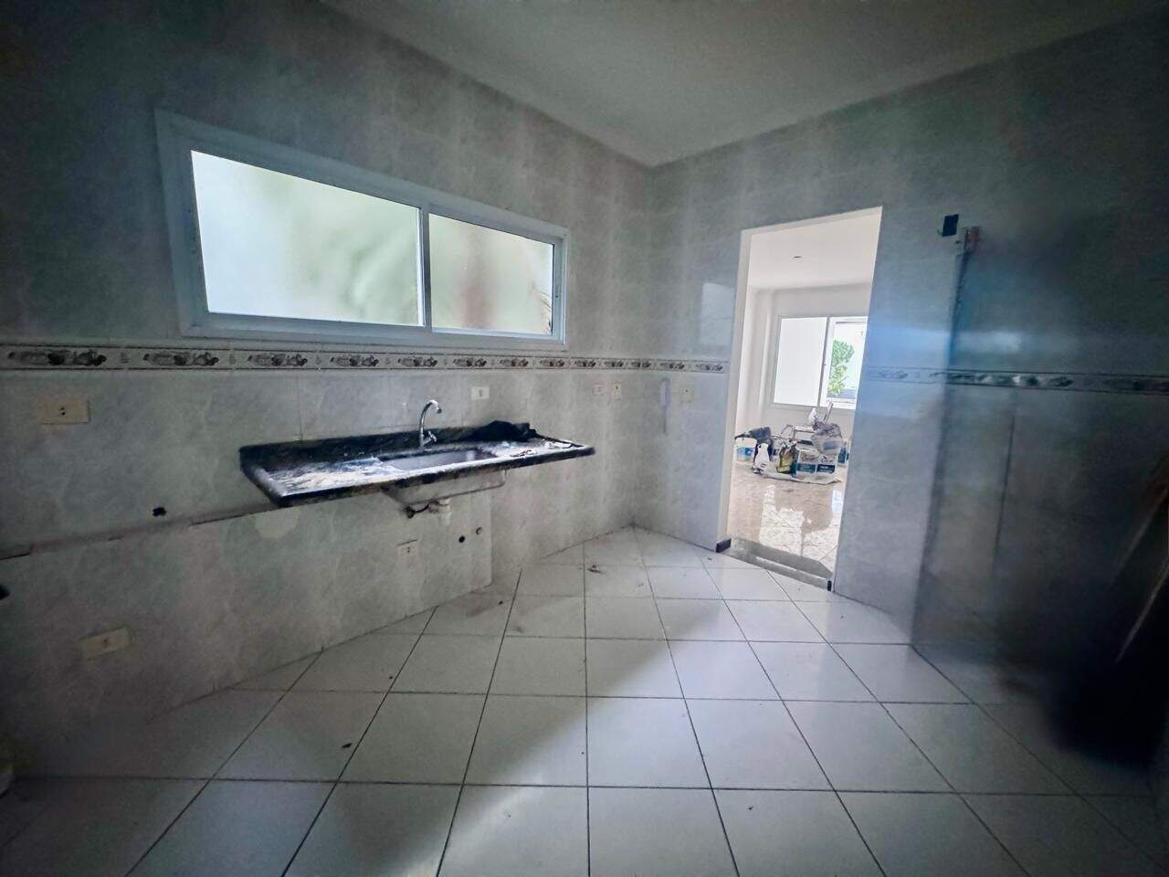 Sobrado à venda no Canto do Forte: 