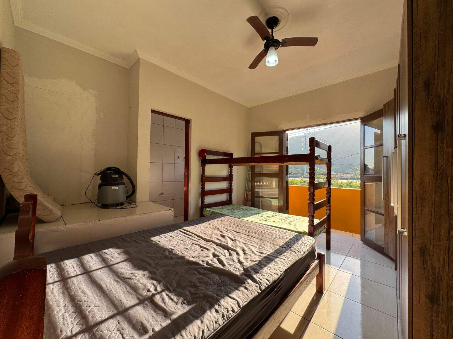 Sobrado à venda no Solemar: 