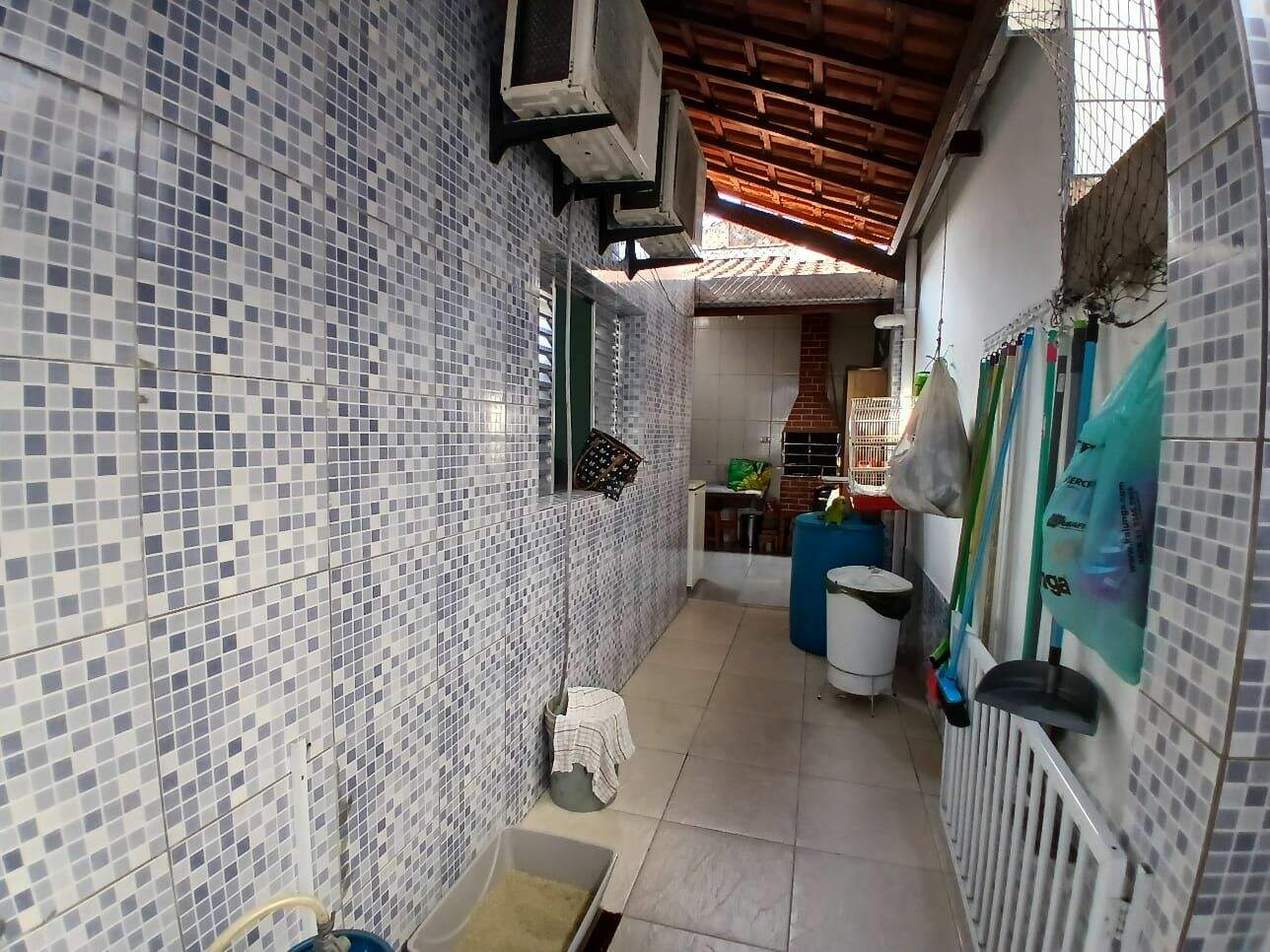 Sobrado à venda no Canto do Forte: 