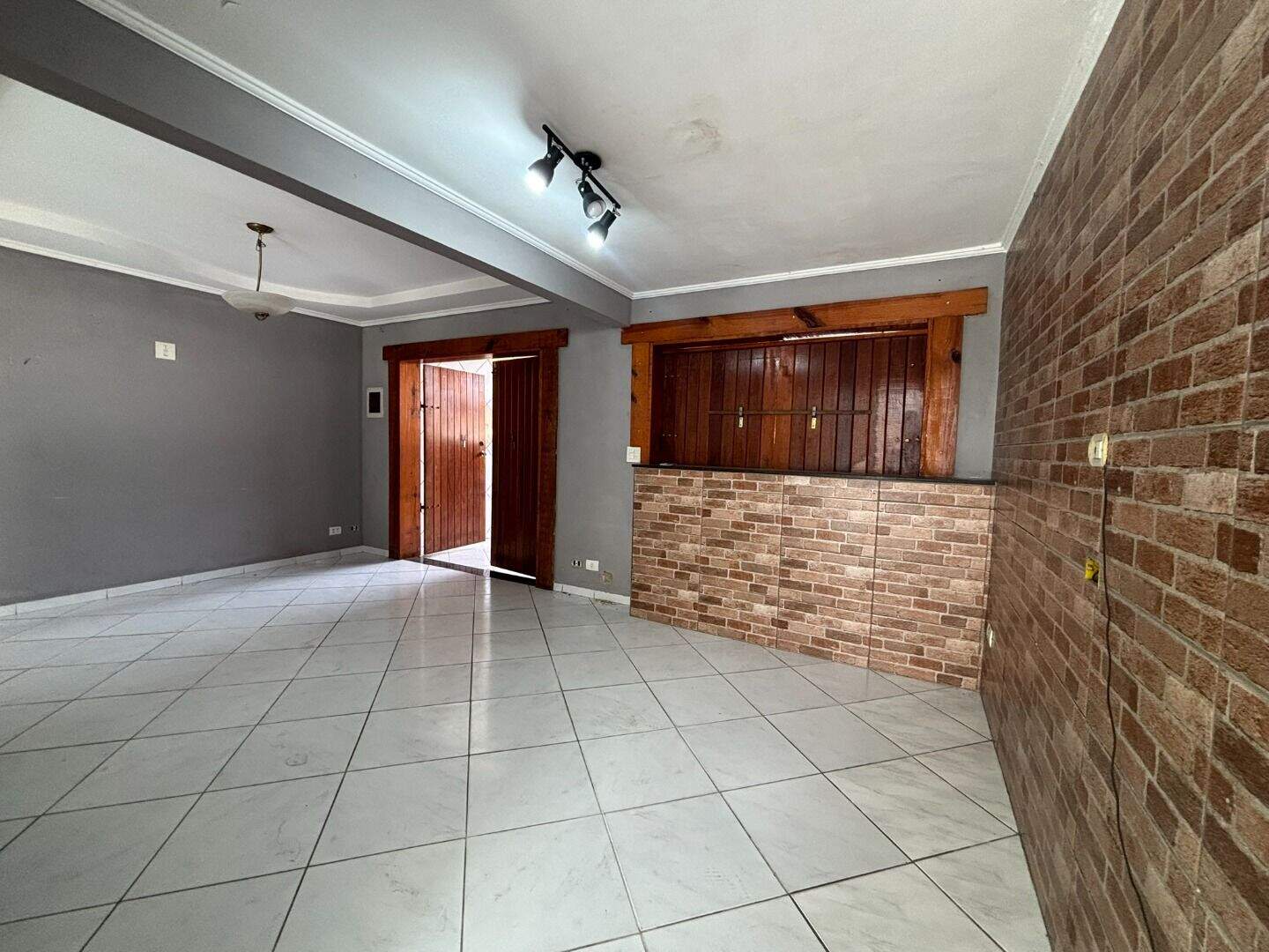 Sobrado à venda no Canto do Forte: 