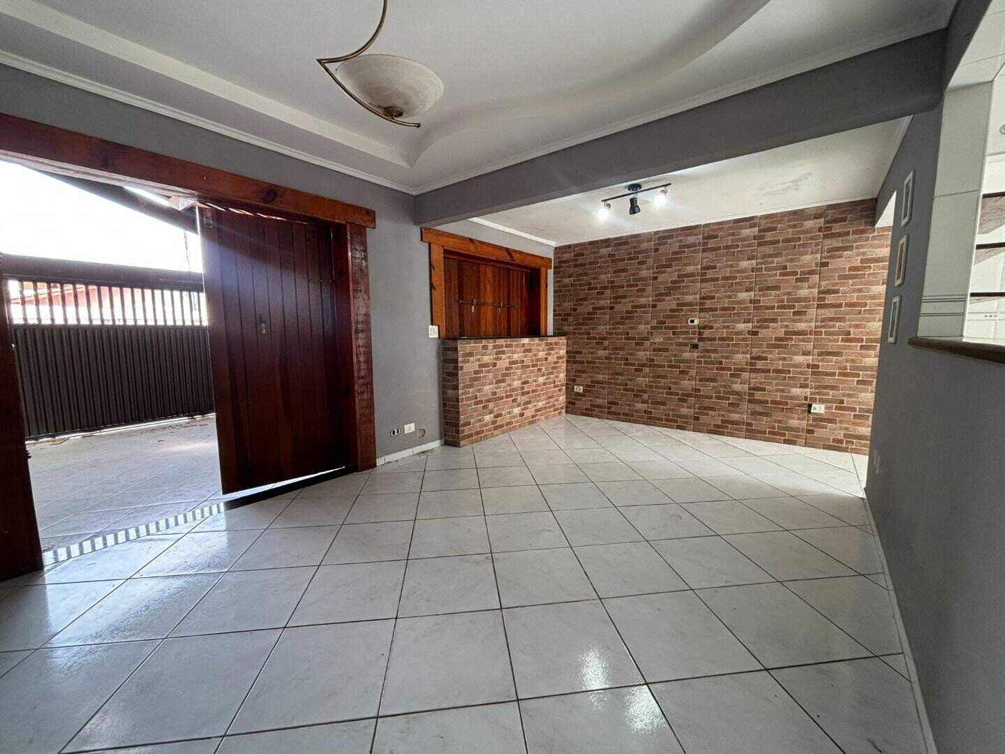 Sobrado à venda no Canto do Forte: 