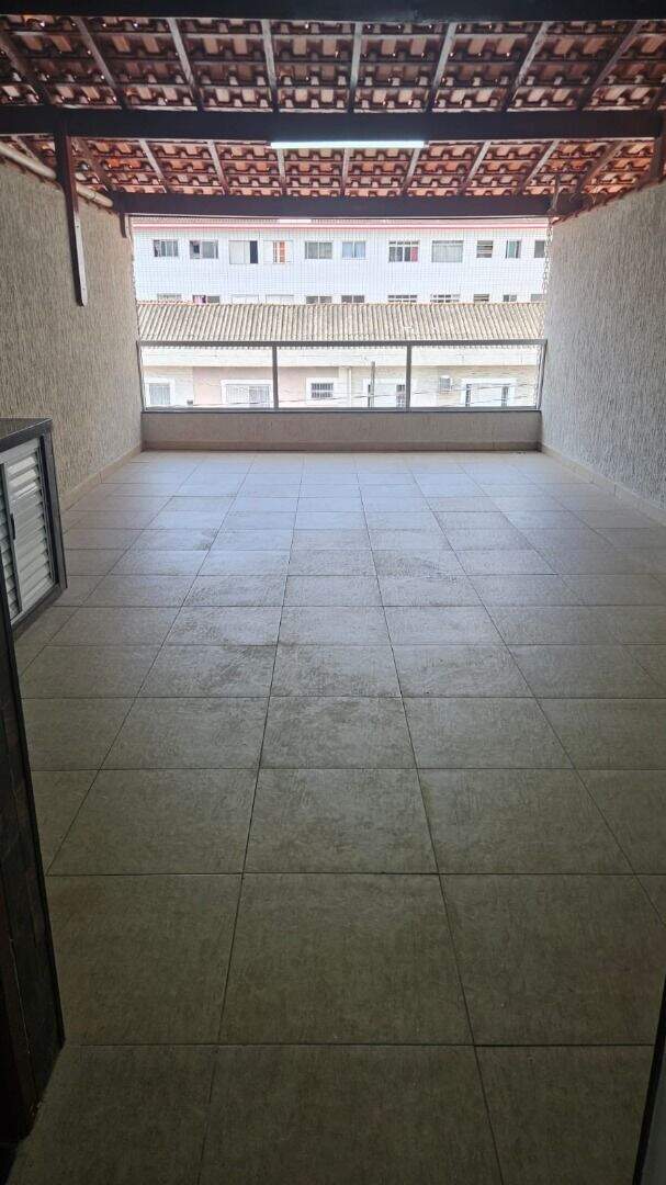Sobrado à venda no Guilhermina: 