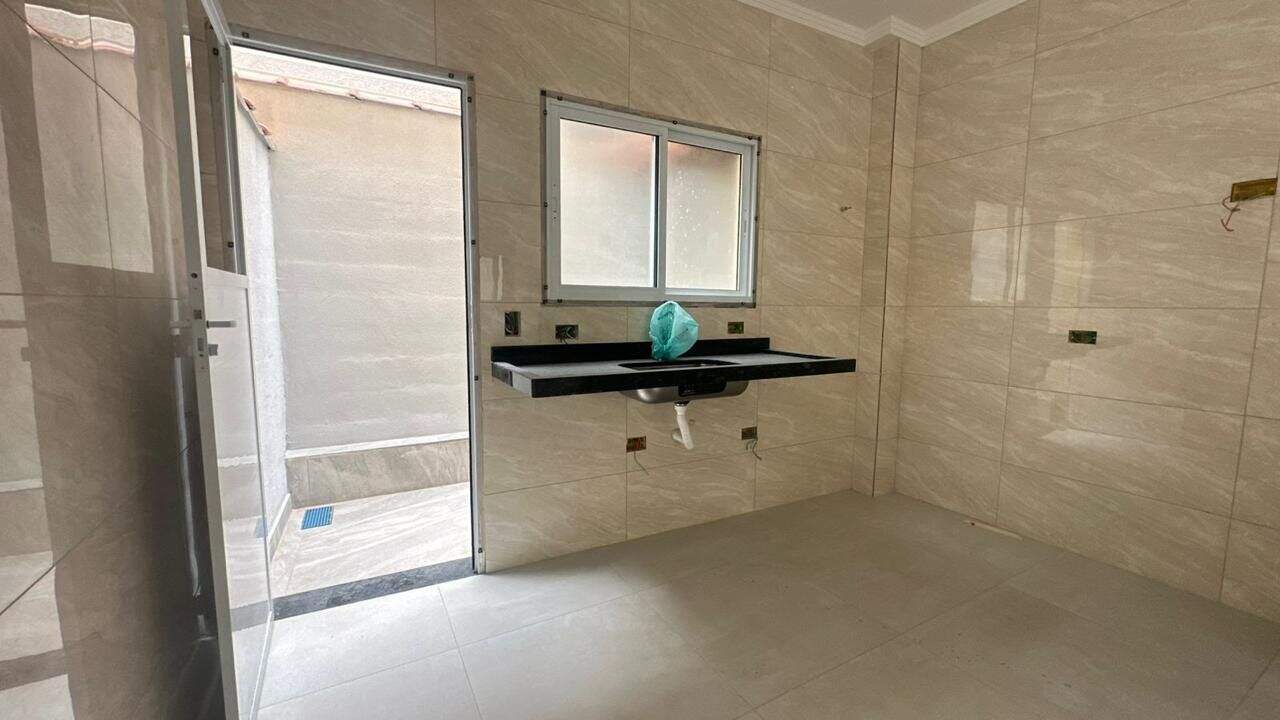 Sobrado à venda no Aviação: 