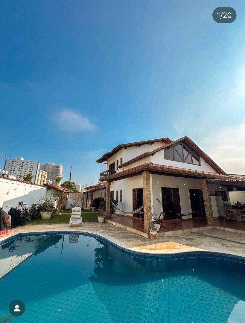 Sobrado à venda no Balneário Flórida: 