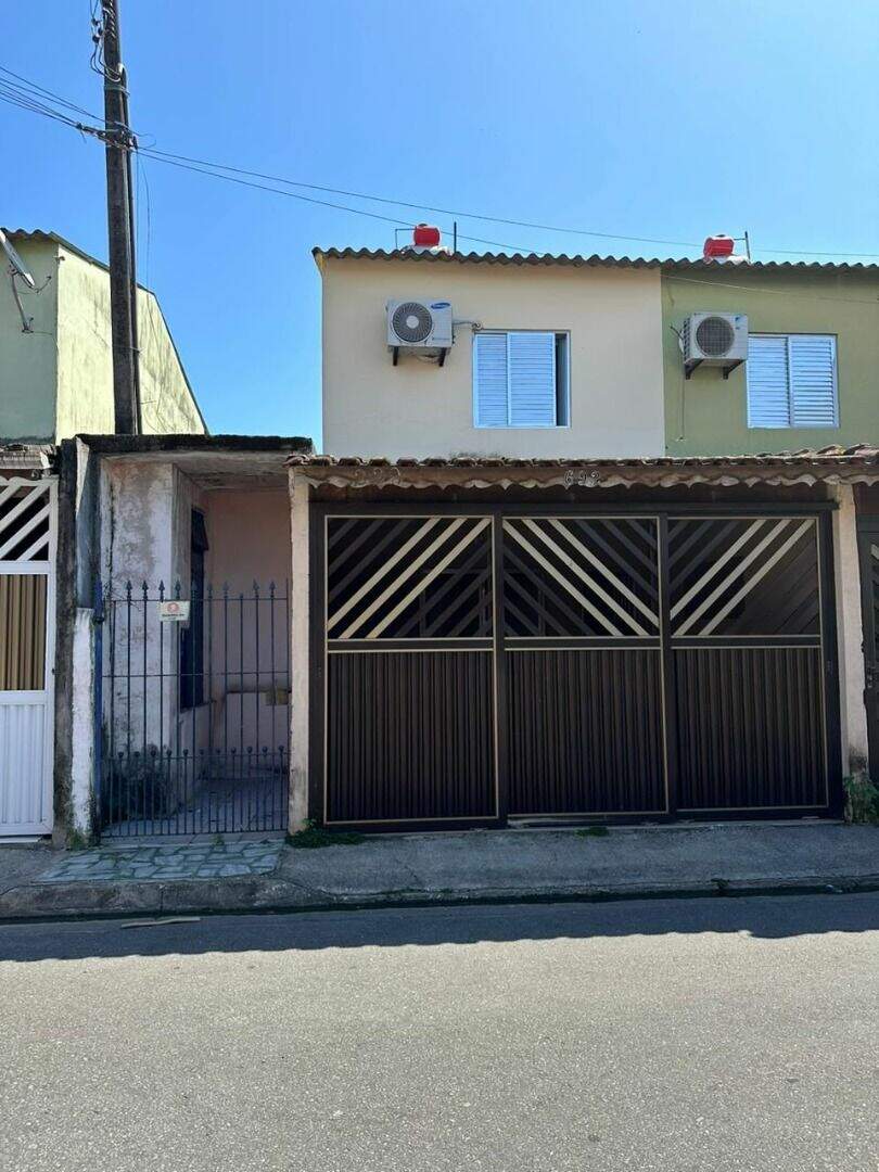 Sobrado à venda no Mirim: 