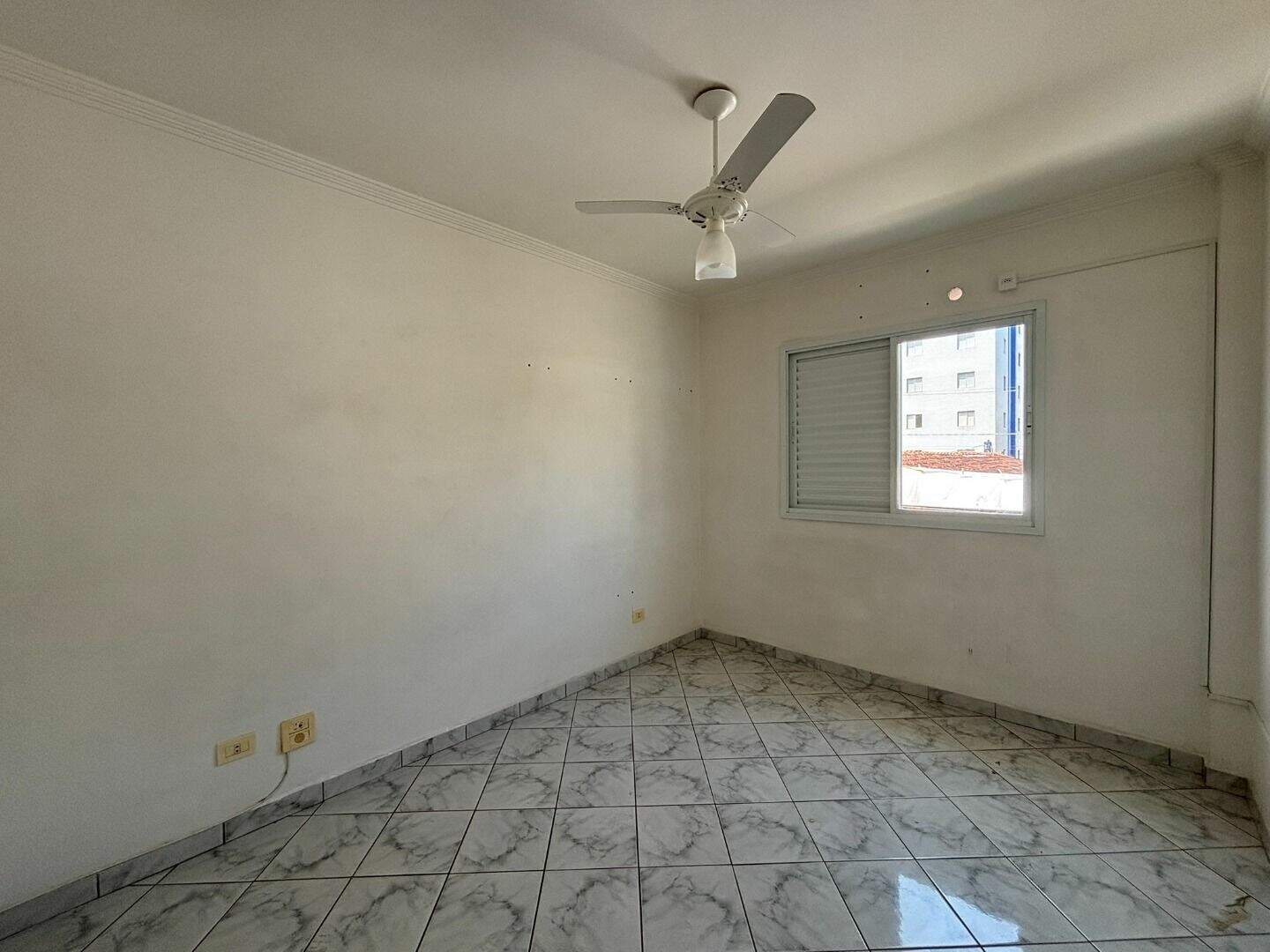 Sobrado à venda no Canto do Forte: 
