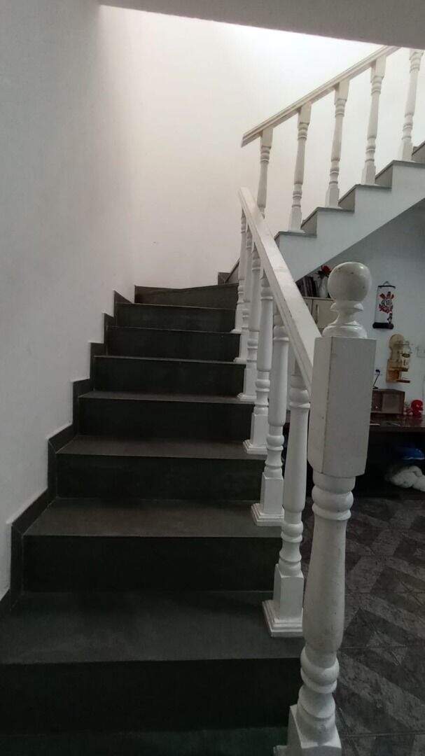 Sobrado à venda no Mirim: 