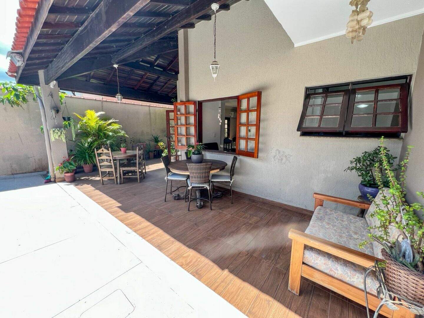 Sobrado à venda no Balneário Flórida: 