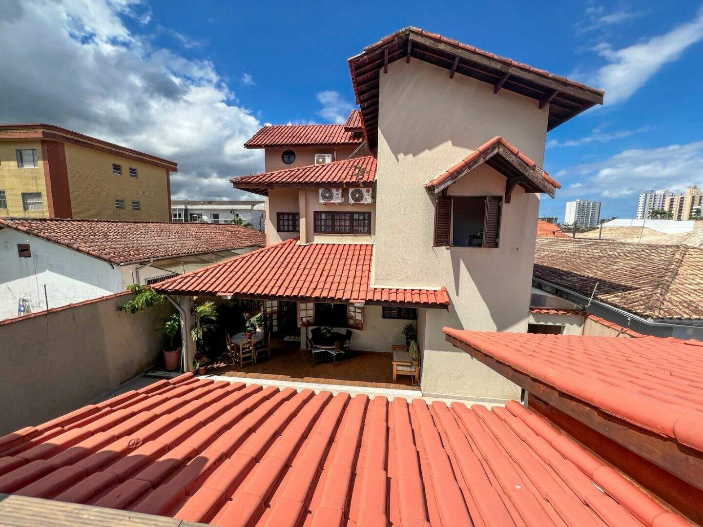 Sobrado à venda no Balneário Flórida: 