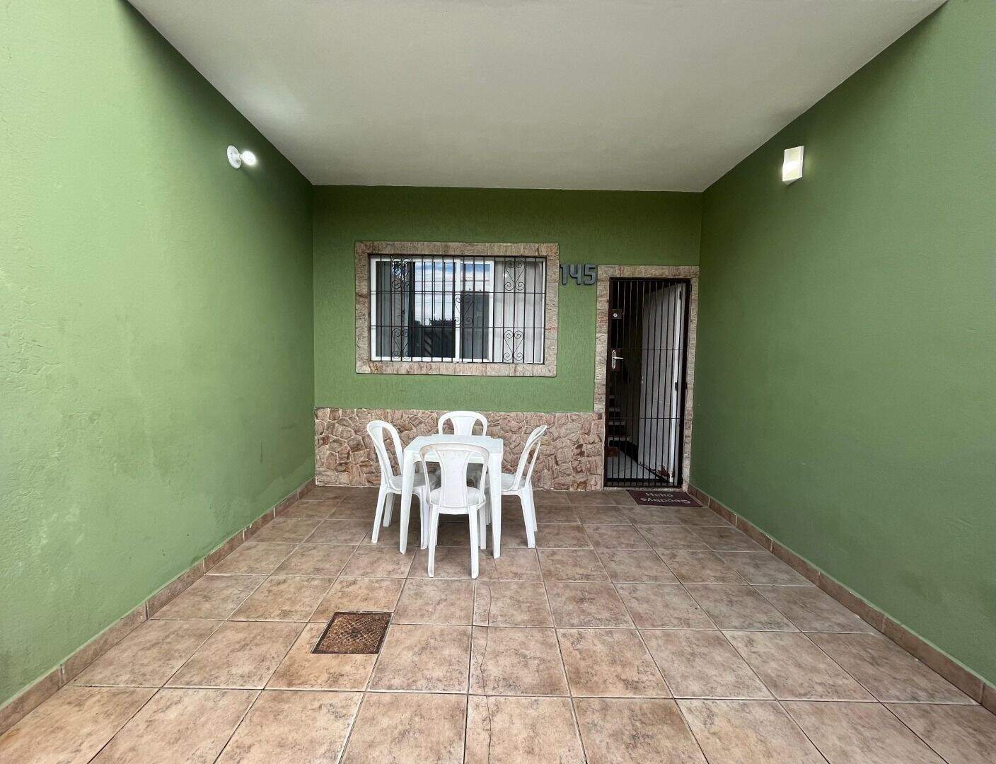 Sobrado à venda no Vilamar: 