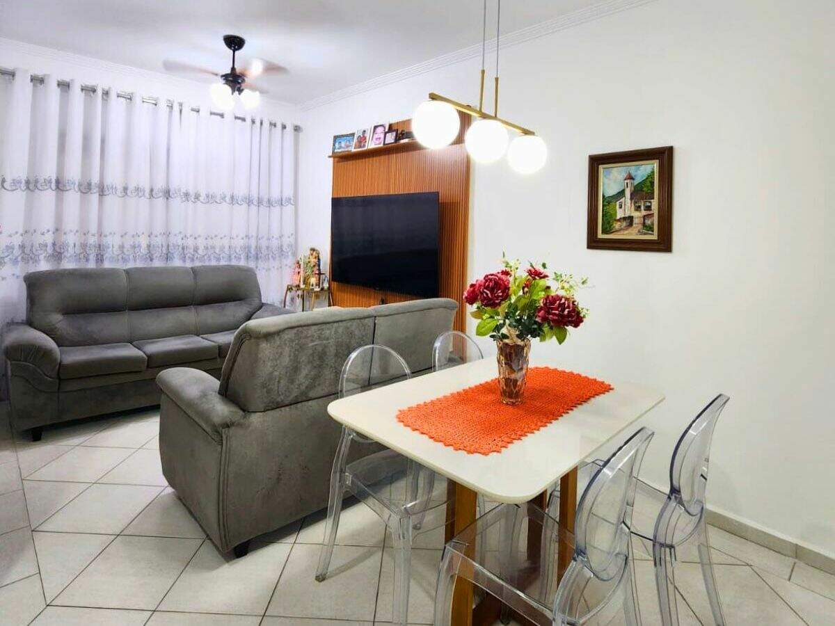 Sobrado à venda no Guilhermina: 