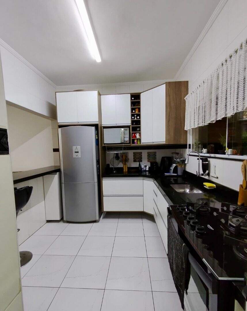 Sobrado à venda no Esplanada dos Barreiros: 