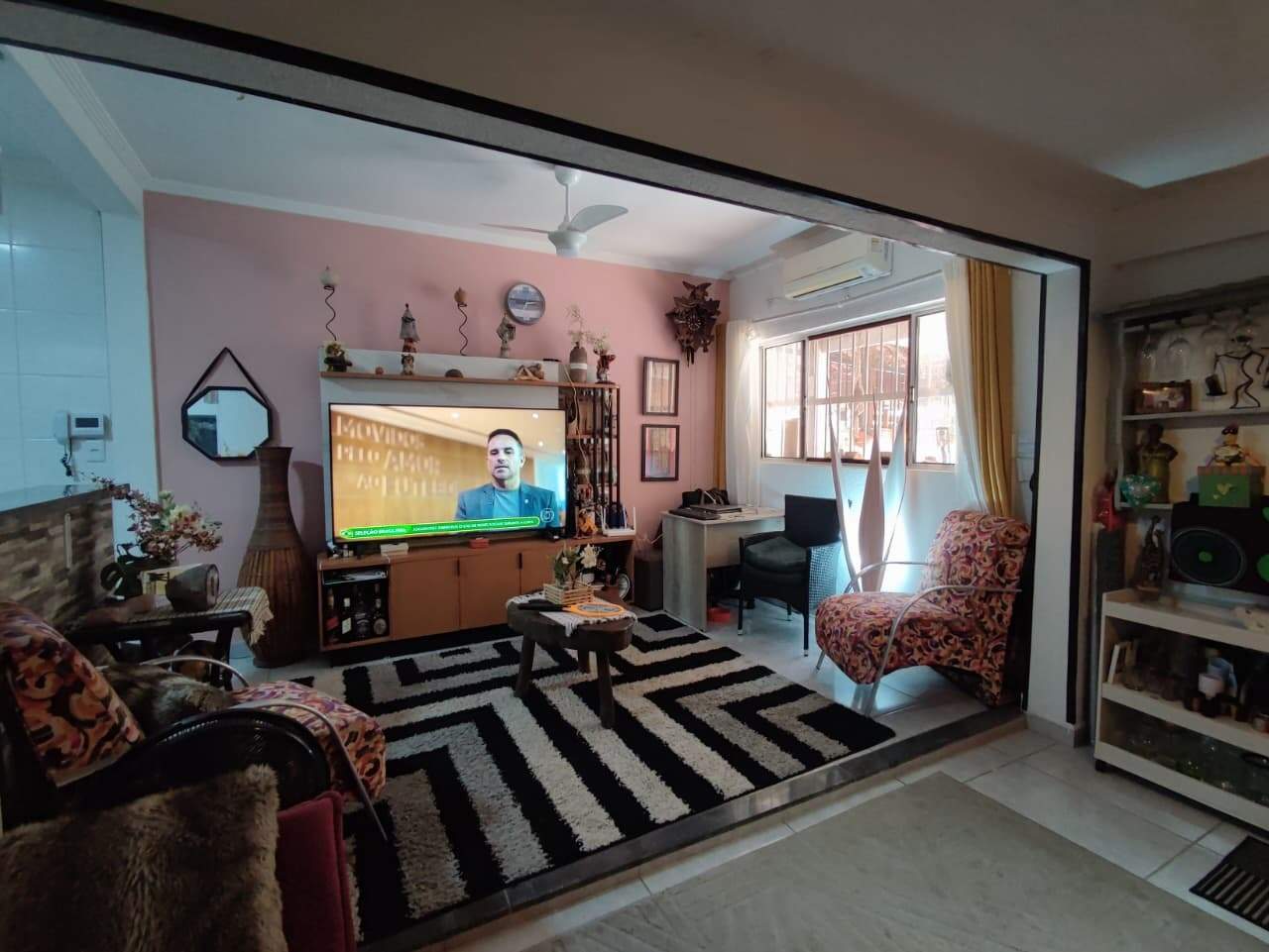 Casa à venda no Caiçara: 