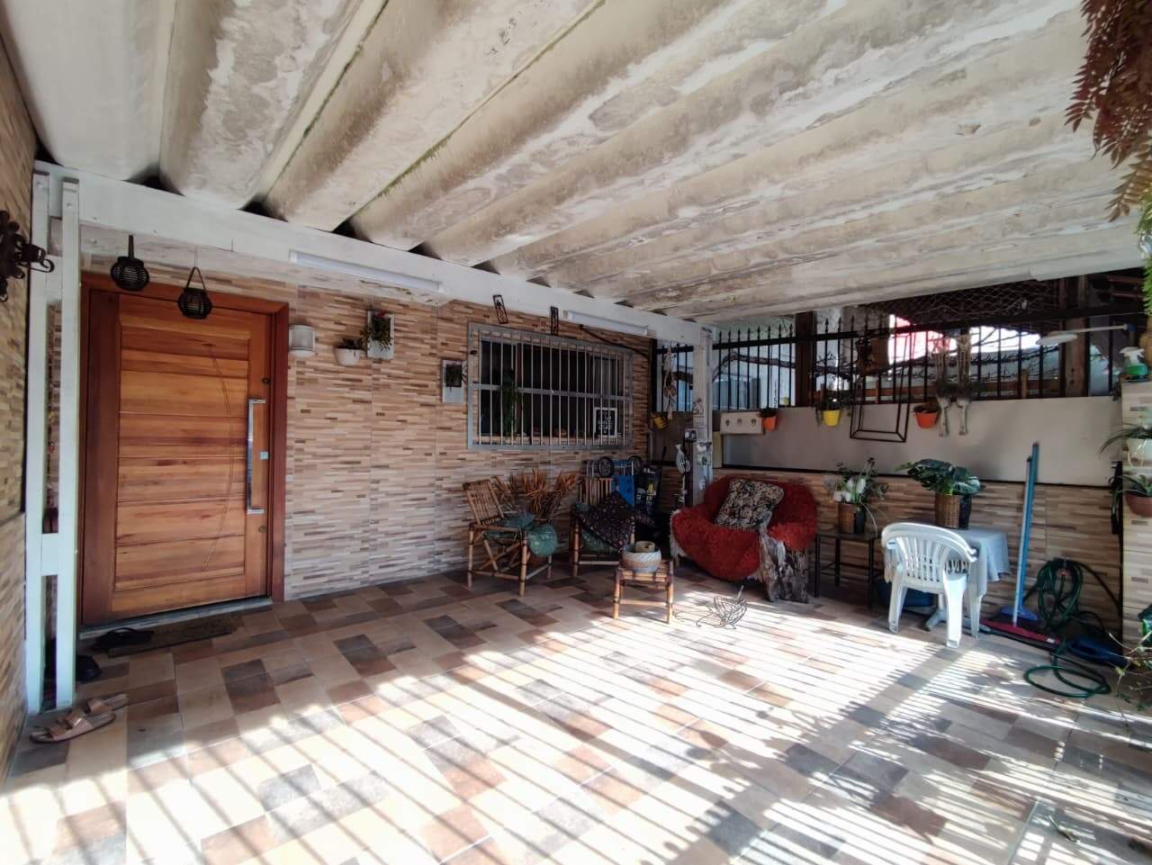 Casa à venda no Caiçara: 