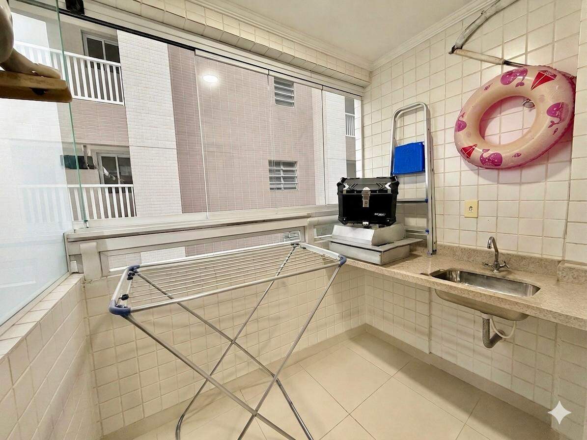 Apartamento à venda no Canto do Forte: 