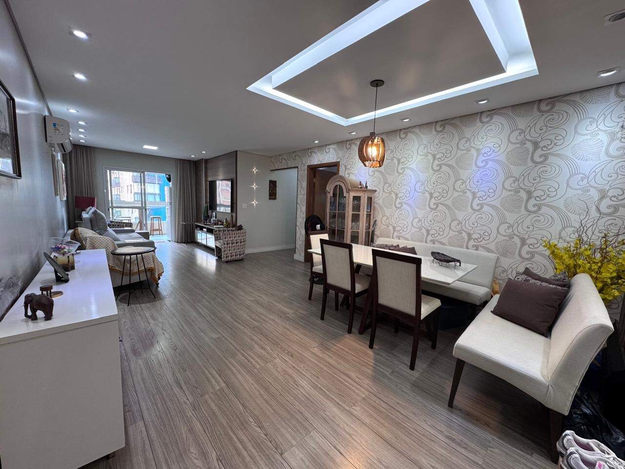 Apartamento à venda no Canto do Forte: 