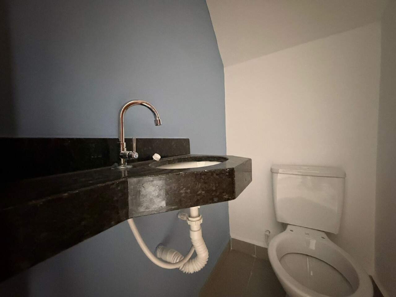 Sobrado à venda no Mirim: 