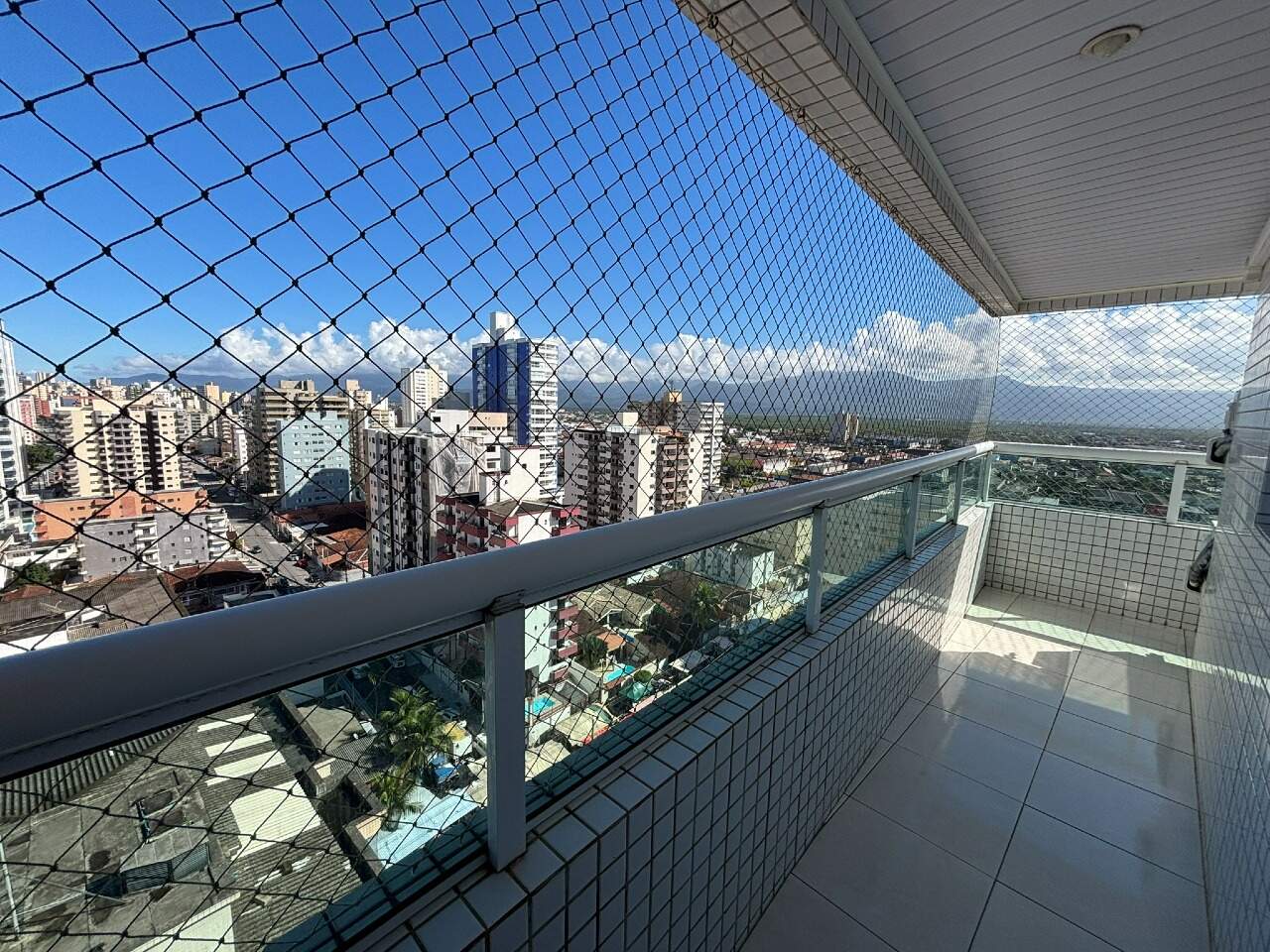 Apartamento à venda no Tupi: 