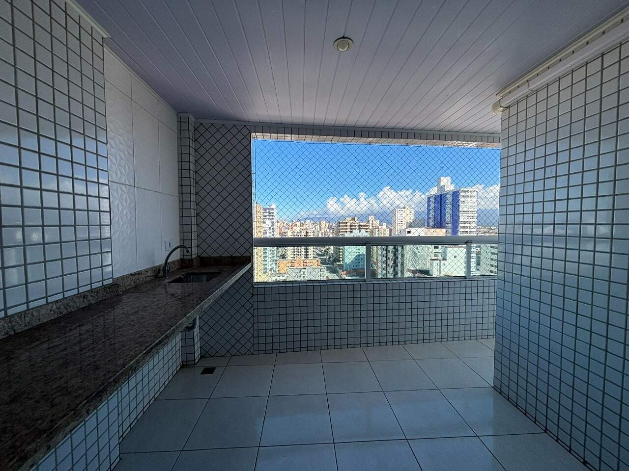 Apartamento à venda no Tupi: 