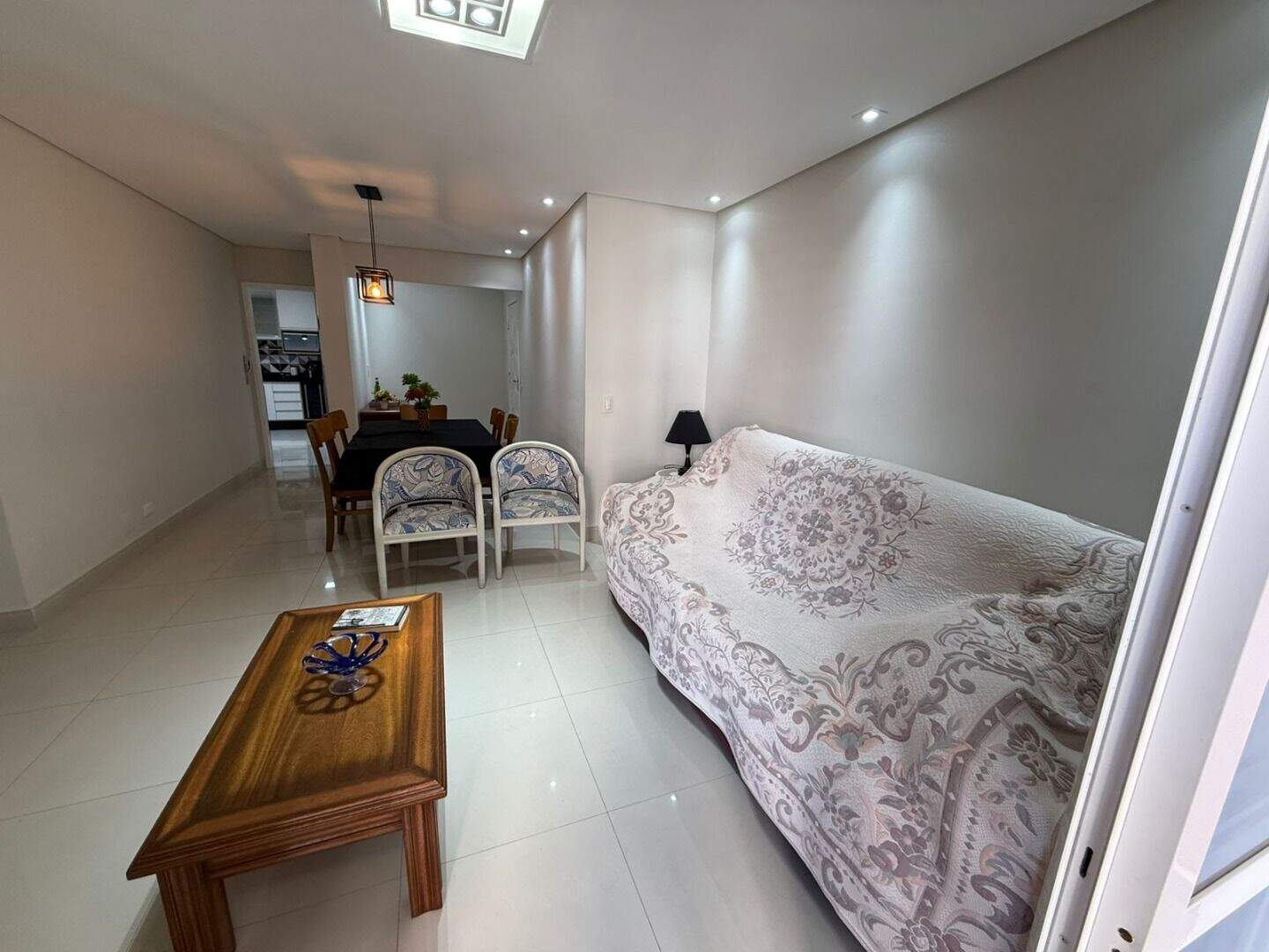 Apartamento à venda no Tupi: 