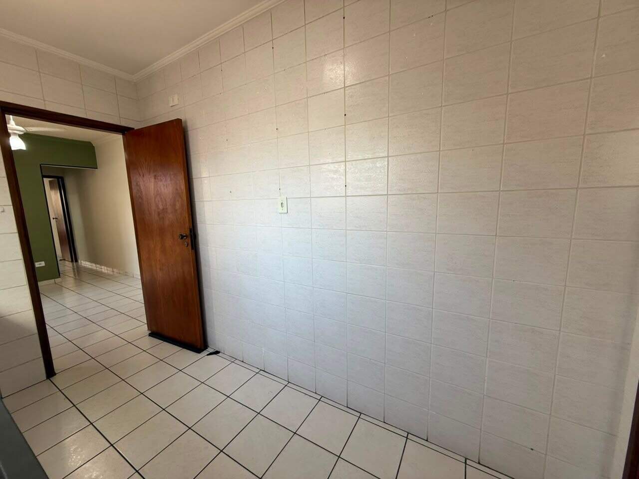 Apartamento à venda no Tupi: 