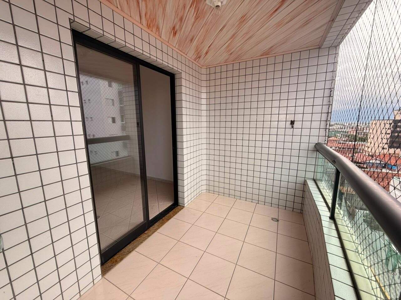 Apartamento à venda no Ocian: 