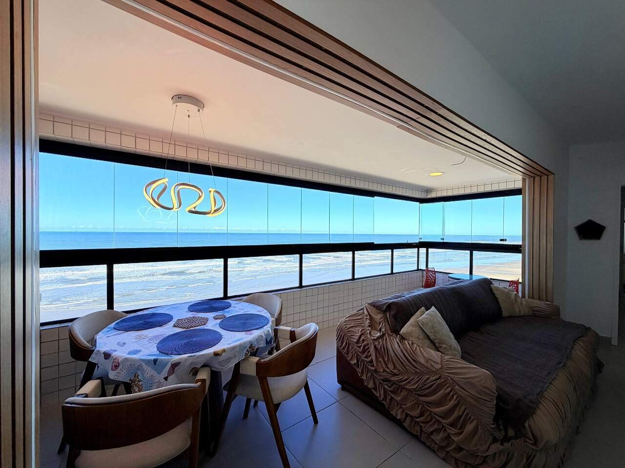 Apartamento à venda no Caiçara: 