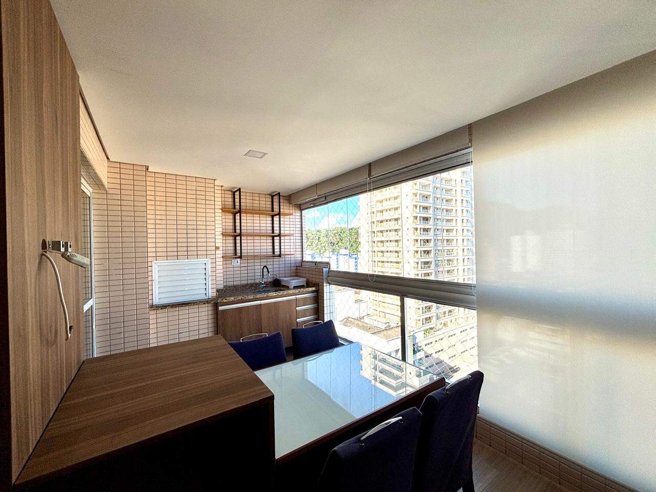 Apartamento à venda no Canto do Forte: 