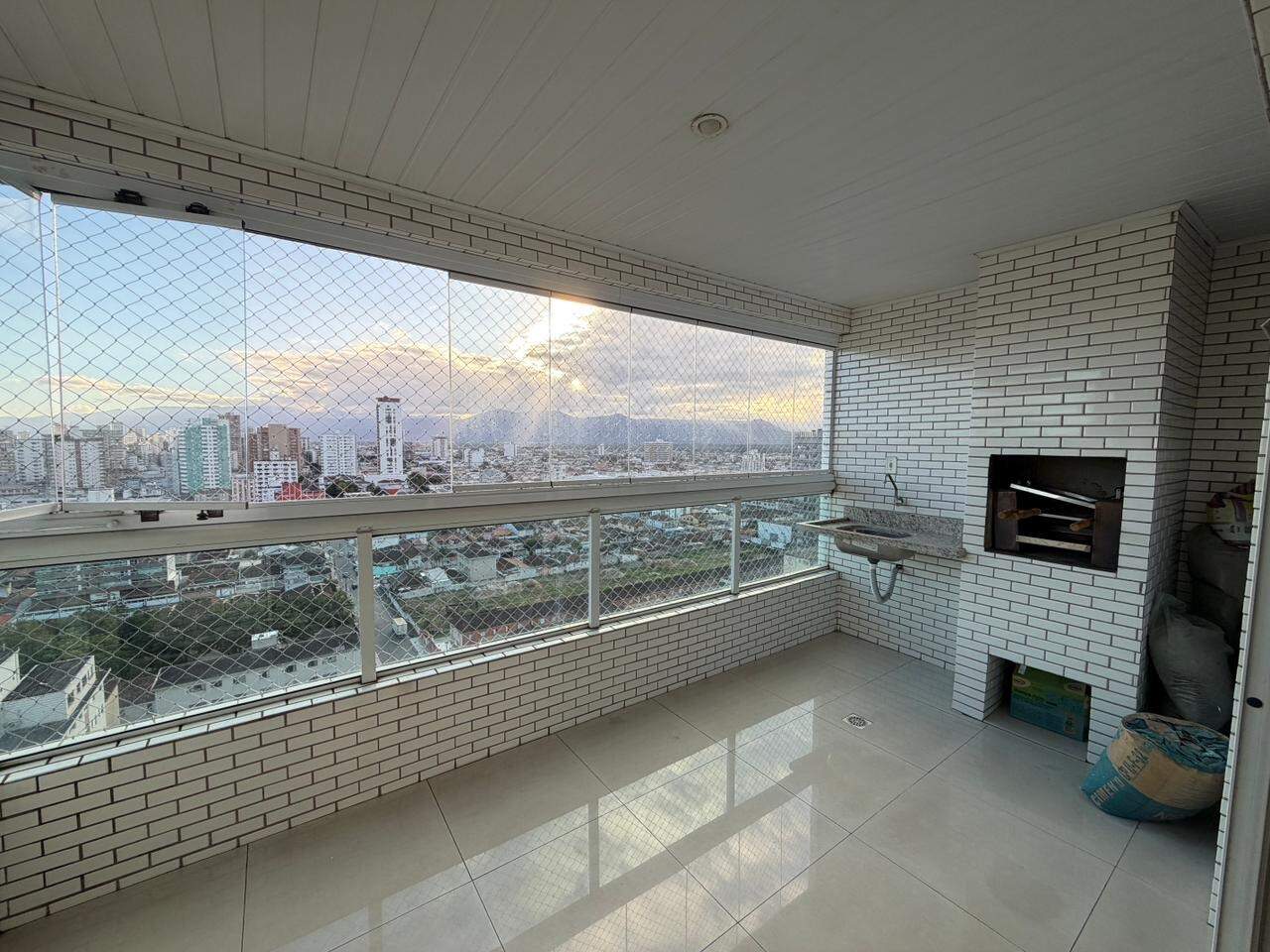 Apartamento à venda no Canto do Forte: 