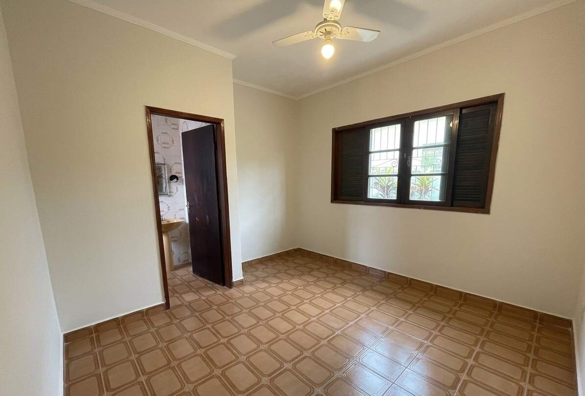 Casa à venda no Jardim Real: 