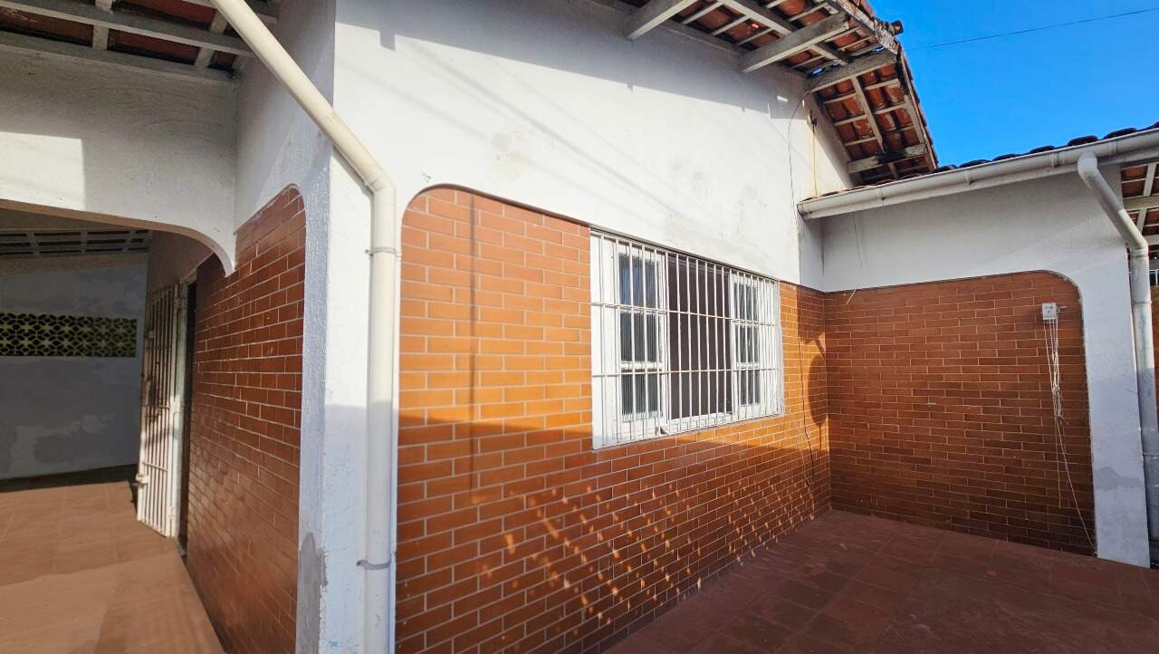 Casa à venda no Jardim Real: 