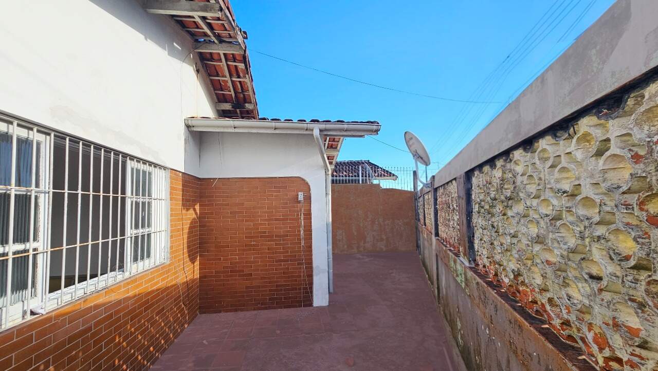 Casa à venda no Jardim Real: 
