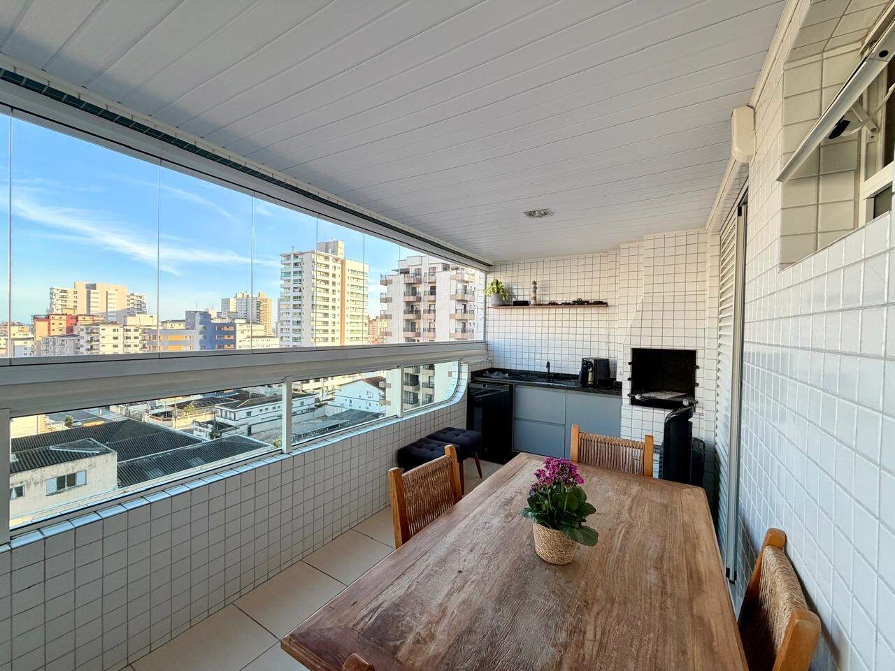 Apartamento à venda no Canto do Forte: 