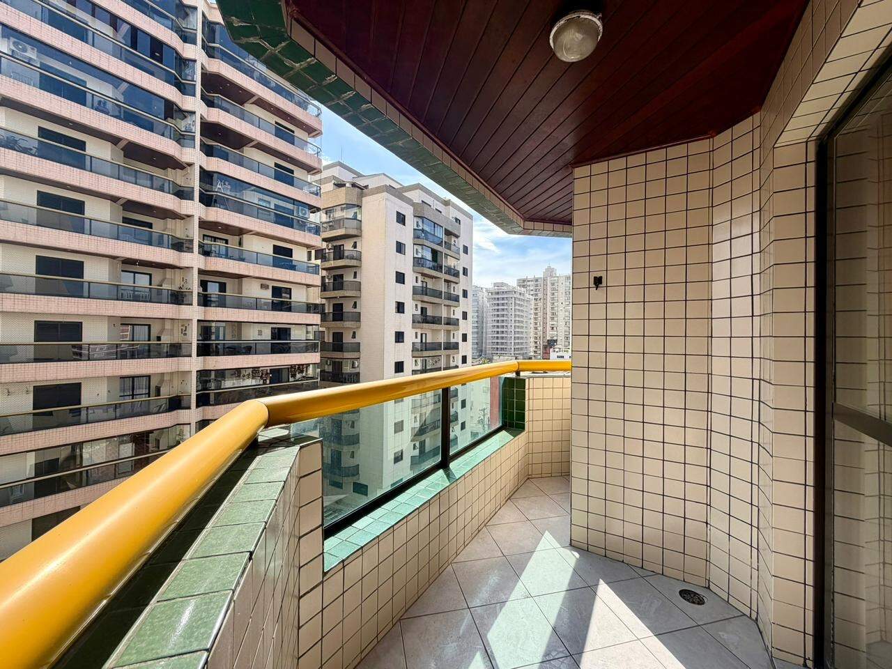 Apartamento à venda no Tupi: 