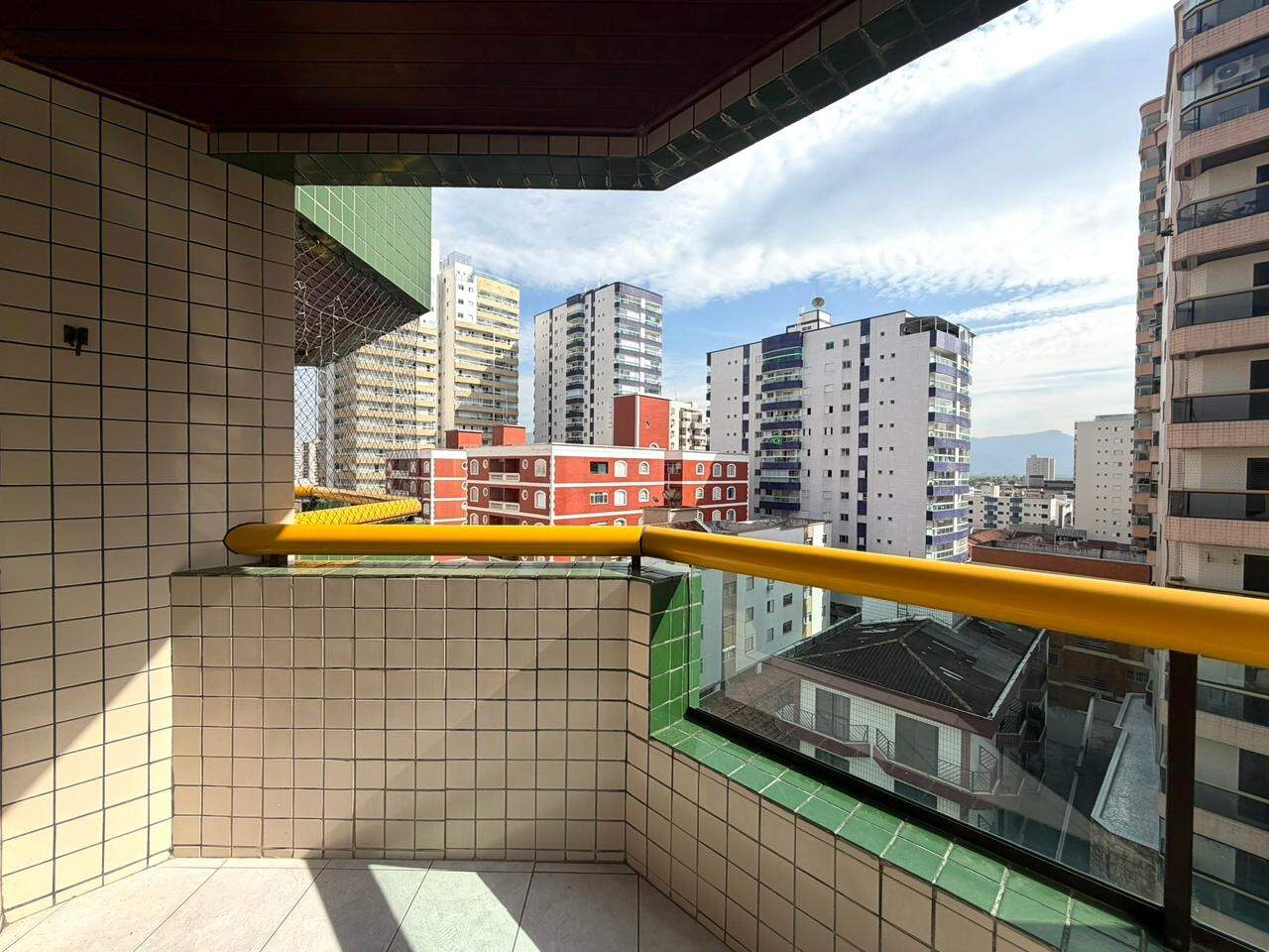 Apartamento à venda no Tupi: 