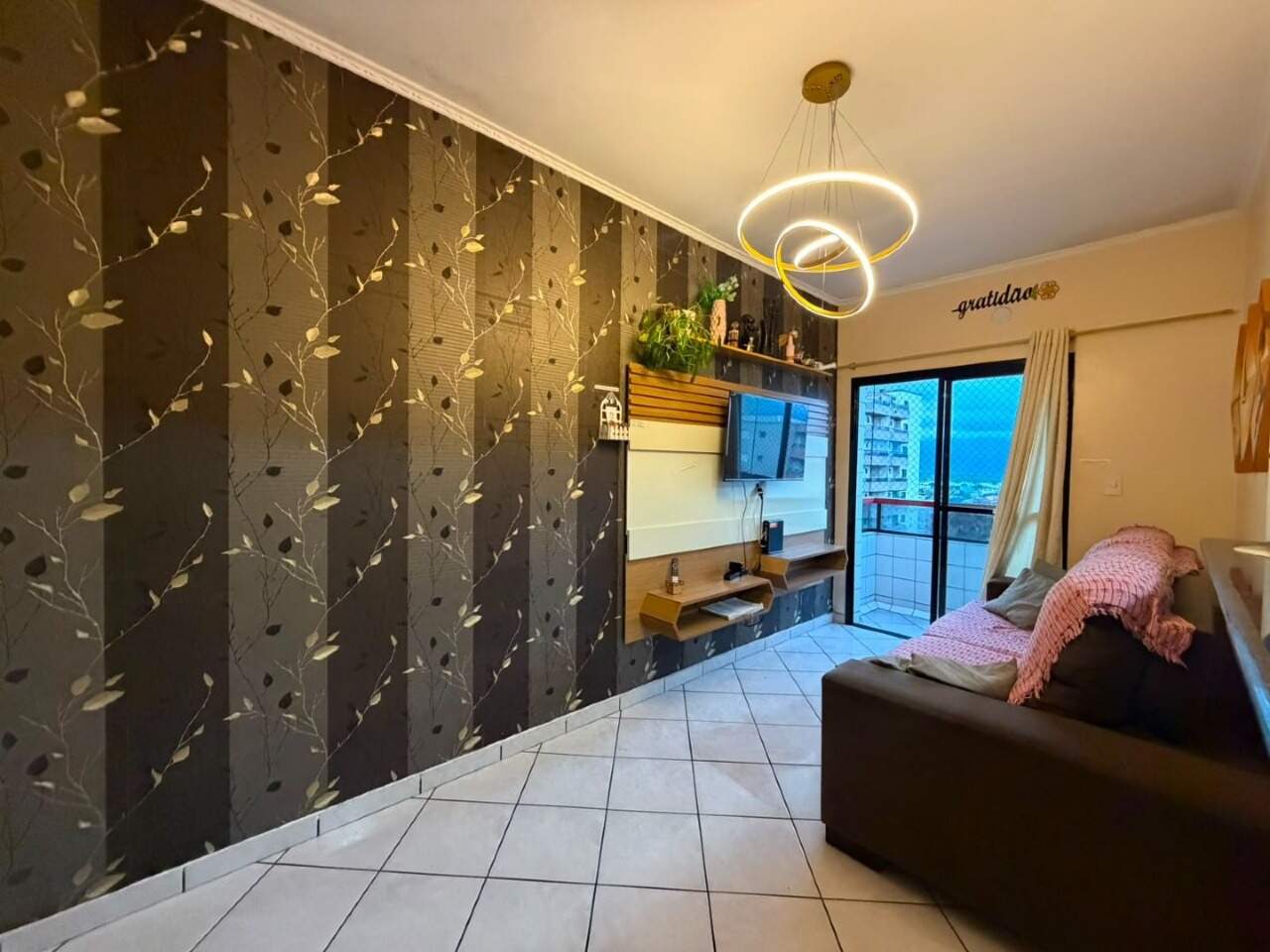 Apartamento à venda no Tupi: 
