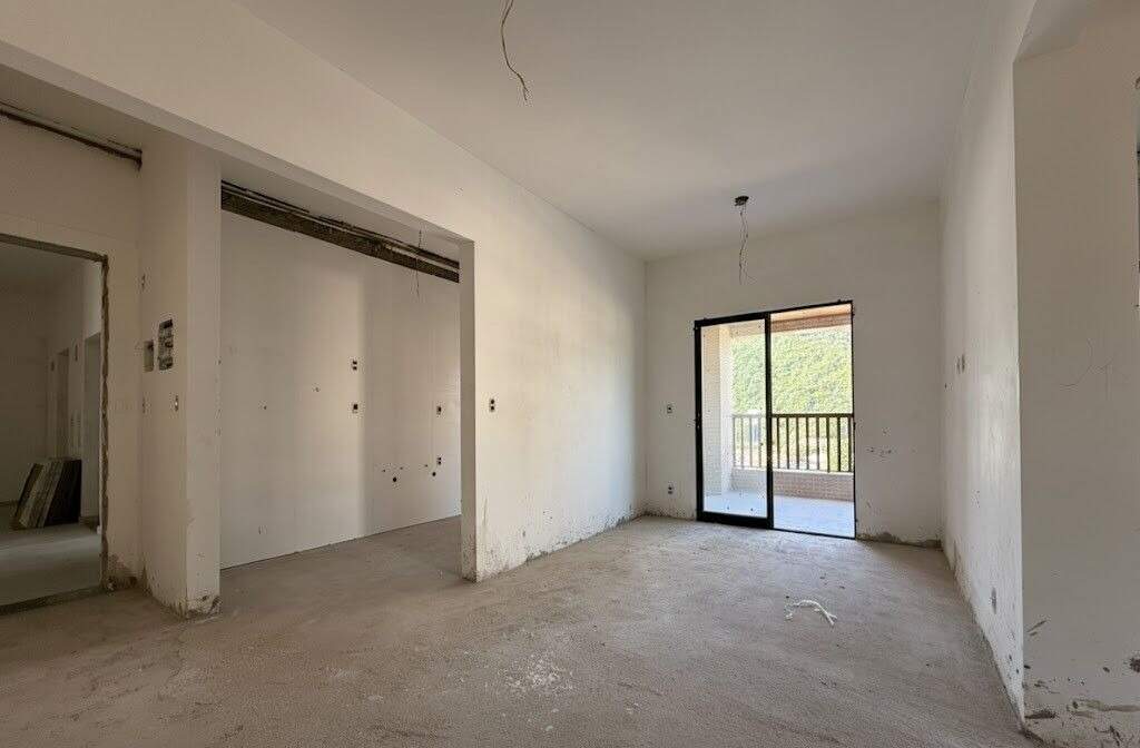 Apartamento à venda no Canto do Forte: 