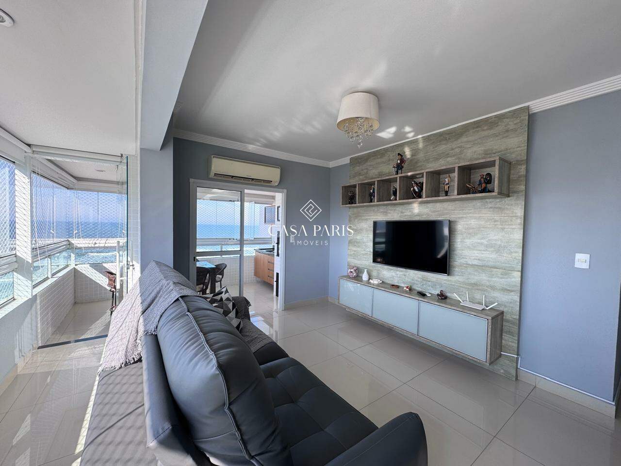 Apartamento à venda no Solemar: 