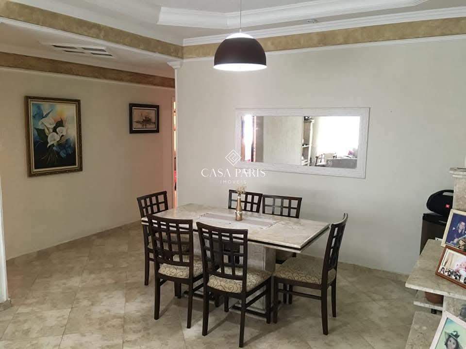 Casa à venda no Caiçara: 