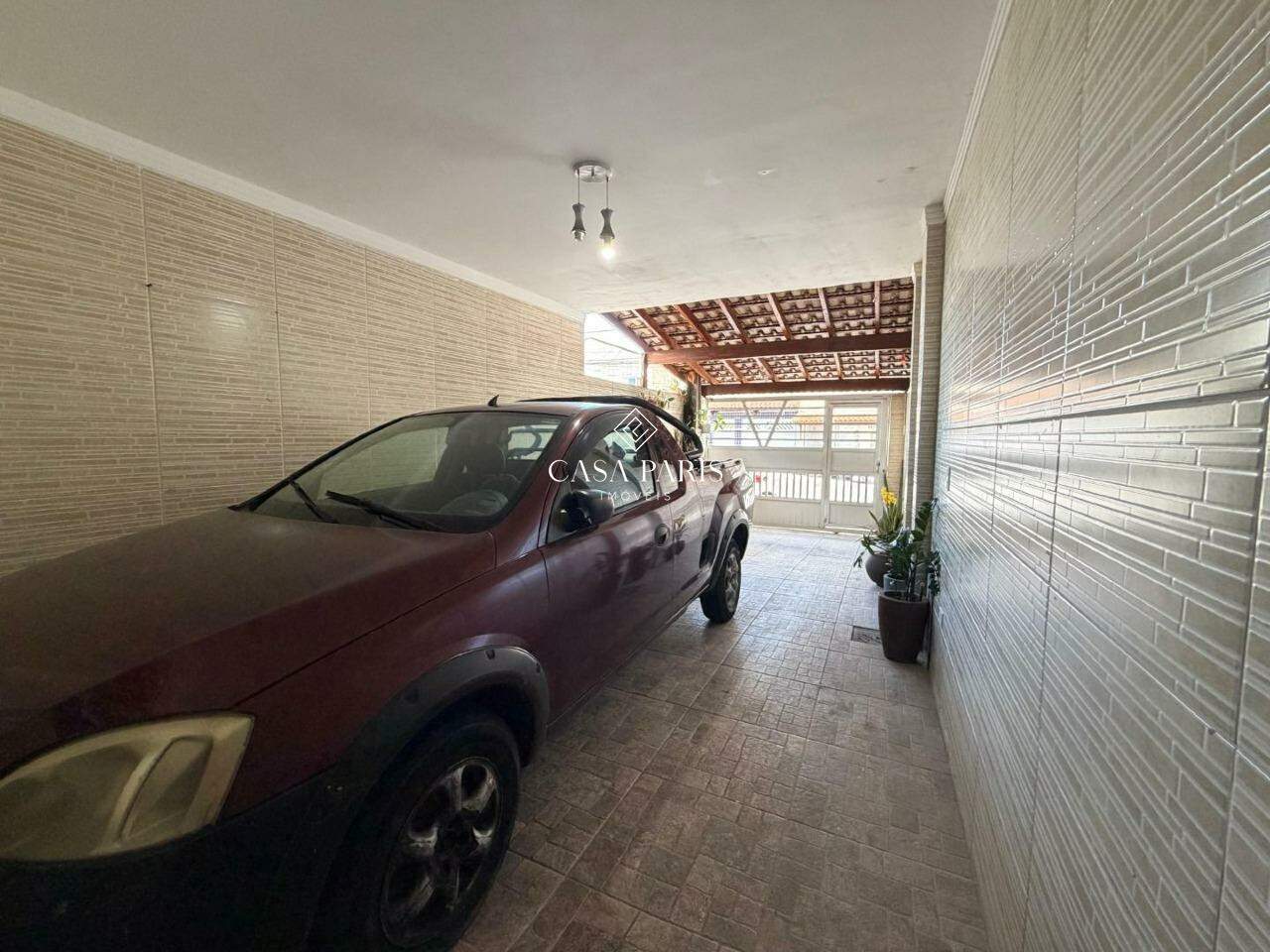 Sobrado à venda no Tude Bastos: 