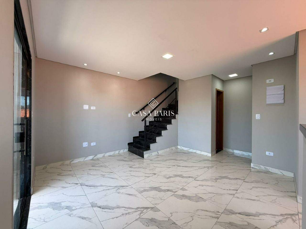 Casa de Condomínio à venda no Tude Bastos: 