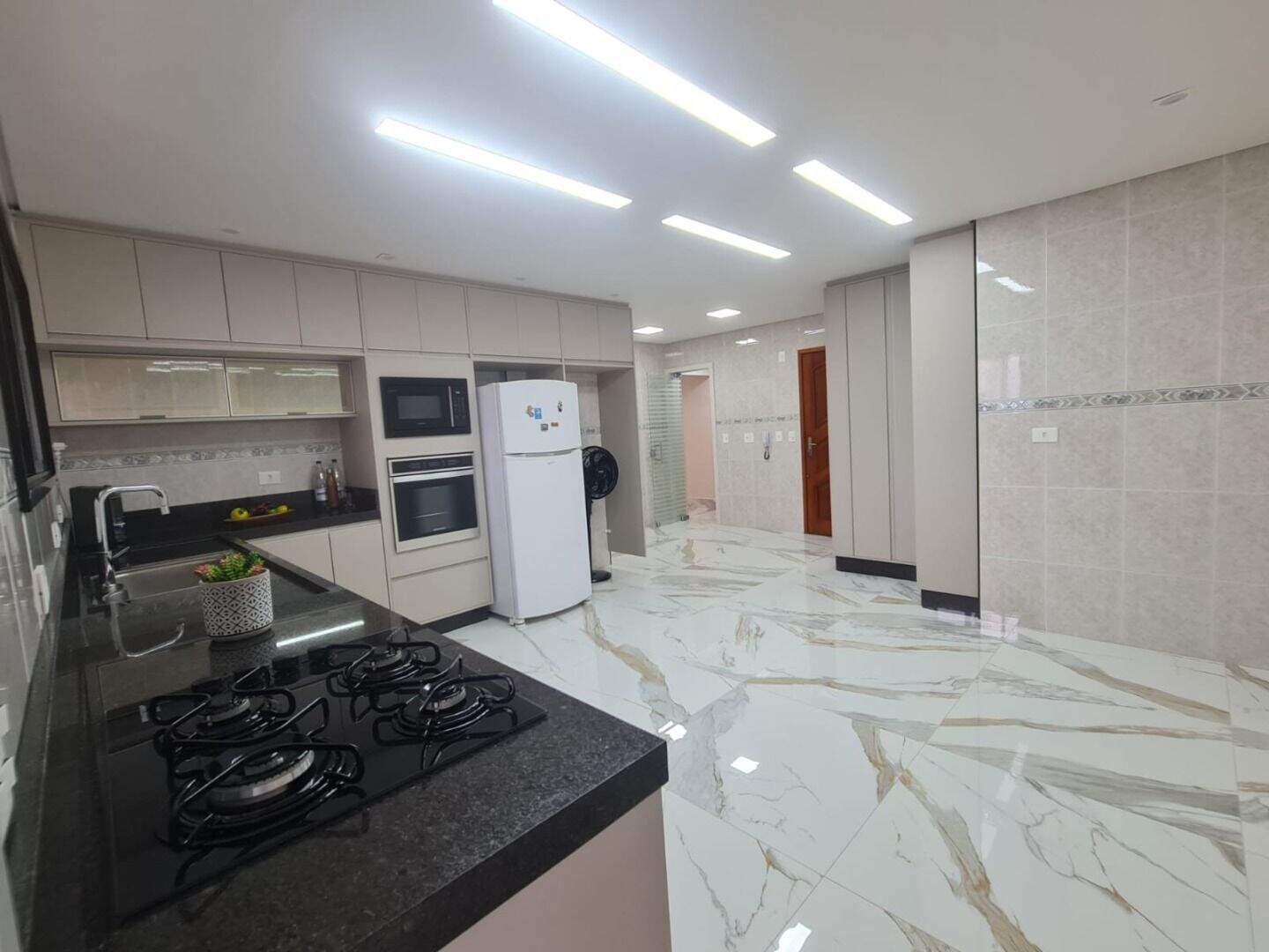 Apartamento à venda no Guilhermina: 