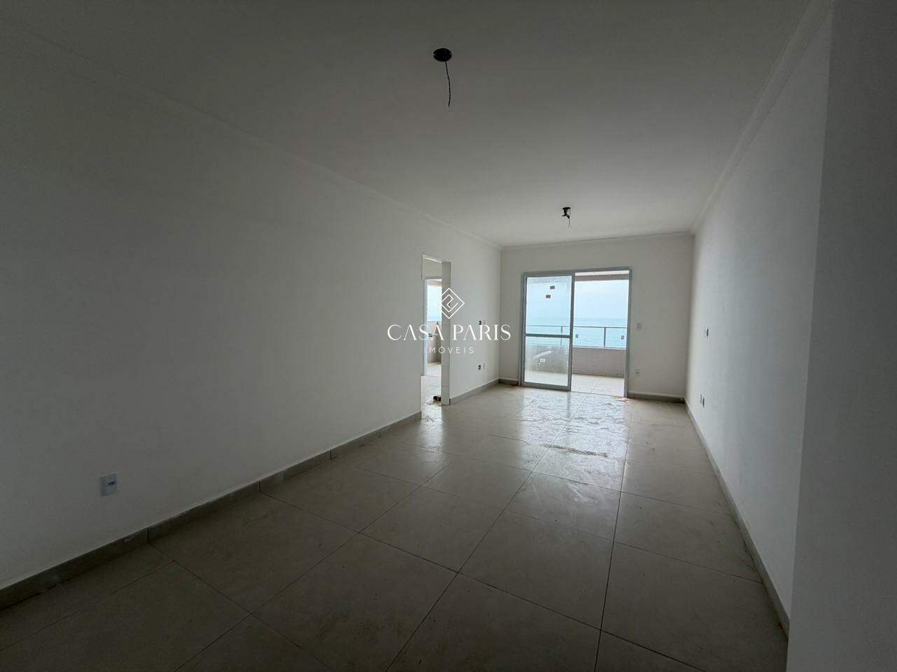 Apartamento à venda no Solemar: 